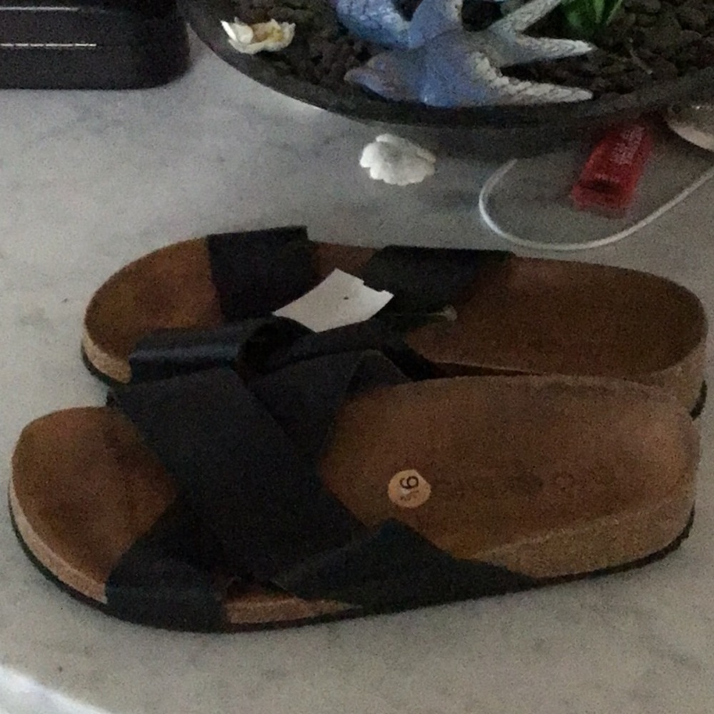 Bio bio sandals